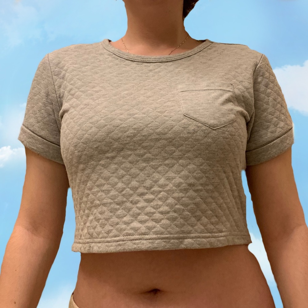 Grey quilted crop top